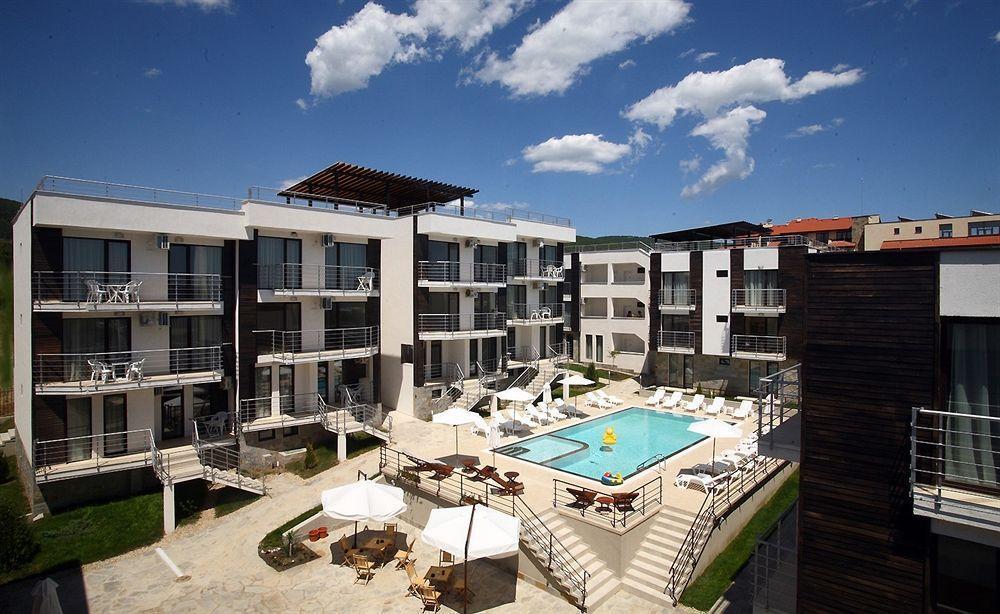 New Line Village Apartments Sunny Beach Buitenkant foto