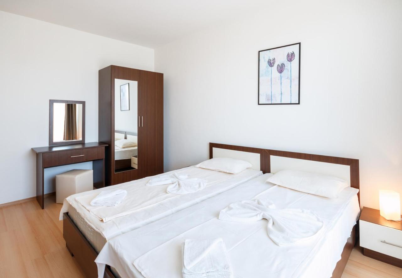 New Line Village Apartments Sunny Beach Buitenkant foto