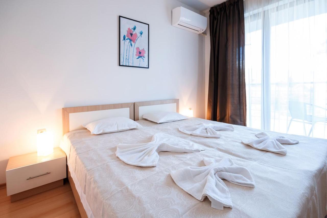 New Line Village Apartments Sunny Beach Buitenkant foto