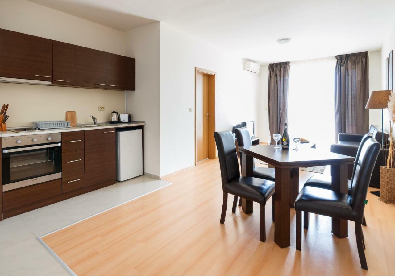 New Line Village Apartments Sunny Beach Buitenkant foto