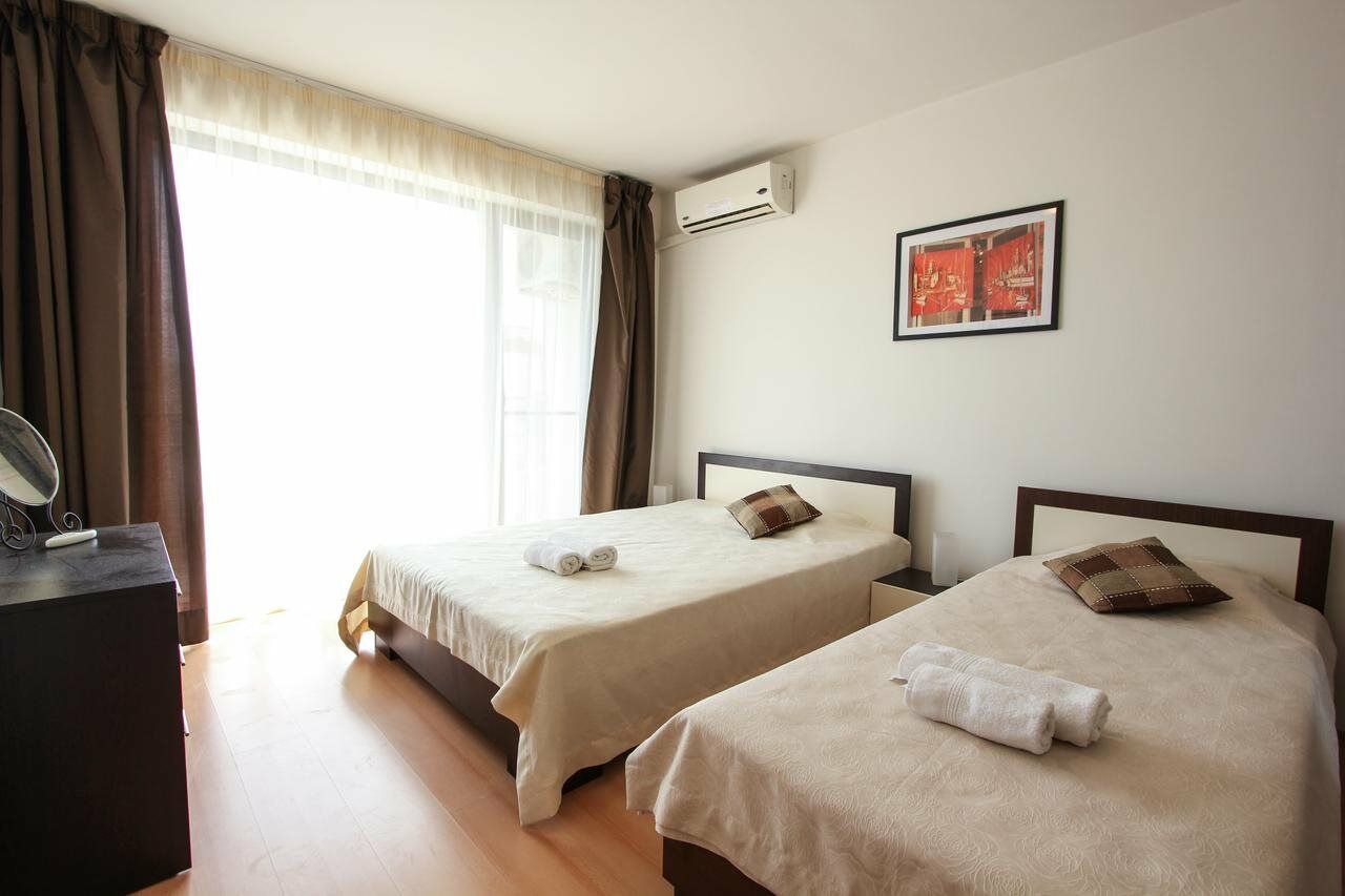 New Line Village Apartments Sunny Beach Buitenkant foto